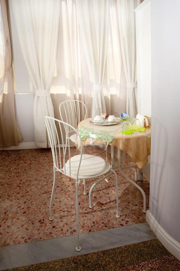 B&B Elisir Albenga Exterior photo